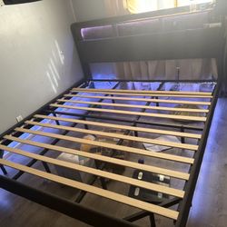 King  Sized Bed Frame And Mattress 