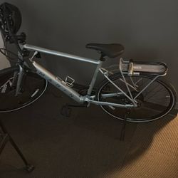 Marin Fairfax Electric Bike - Basically Brand New 
