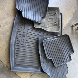 2025 Subaru Impreza hatchback rubber floor and trunk mats