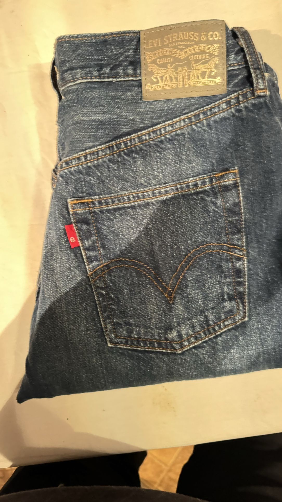 27"waist Levi's Lady's 