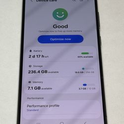 Samsung Galaxy S24 Ultra 256GB SMS928U (Spectrum) Tiny Cracked Screen