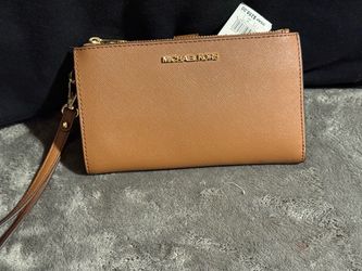 Michael Kors Saffiano Leather Wristlet