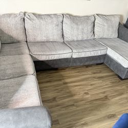 3 Piece Sectional Couch