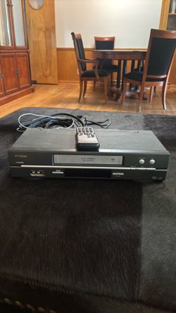 VHS player w/ remote