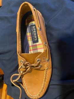 Unused/brand new sperrys