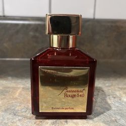 Baccarat Rouge 540 Extrait de Parfum – 70 ML (2.4 FL OZ) – Brand New & Authentic