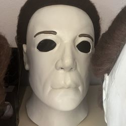 Michael Myers Halloween Resurrection Mask