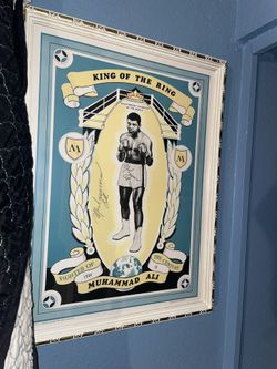 Muhammad Ali signed 'King of the Ring' poster, colour poster with surperb, large vintage Muhammad Ali signature running vertically centre left, the au