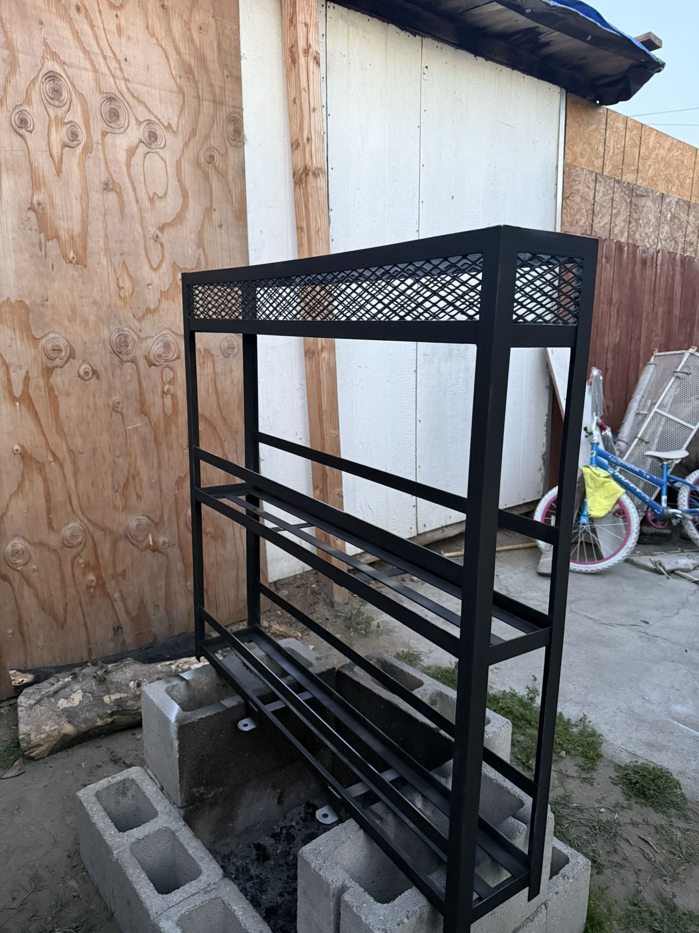 detailing rack