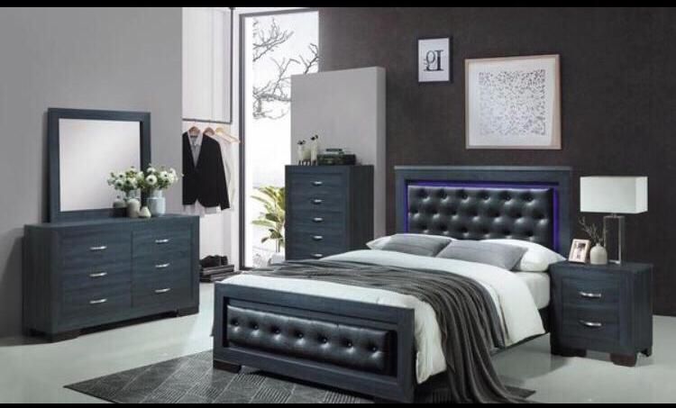 Brand New Queen Size Bedroom Set$999 Financing Avalible