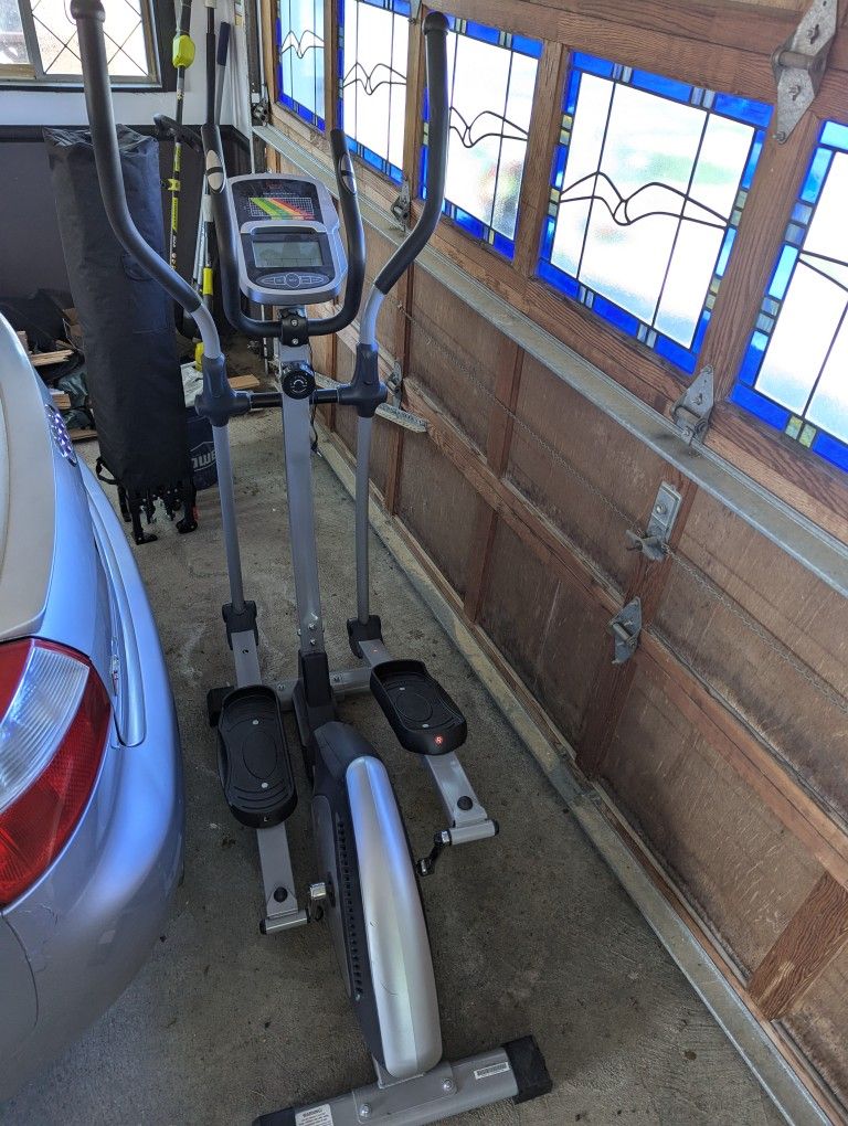 Electronic Elliptical Exercise Equipment