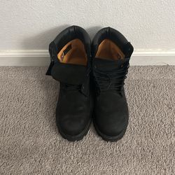 Black Timberlands double sole size 10