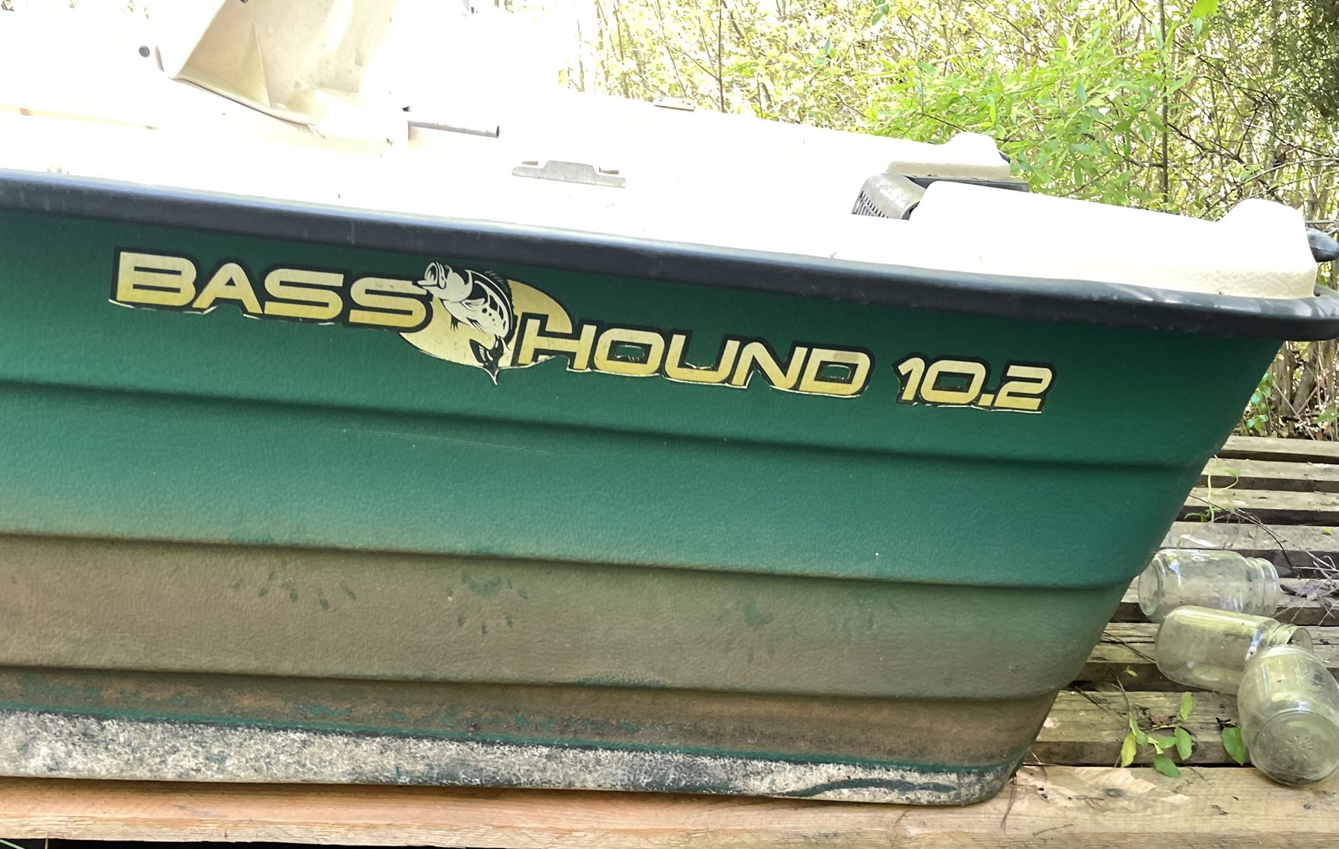 Bass Hound Boat 10.2 Jon Boat Fishing Boat for Sale in Simpsonville, SC