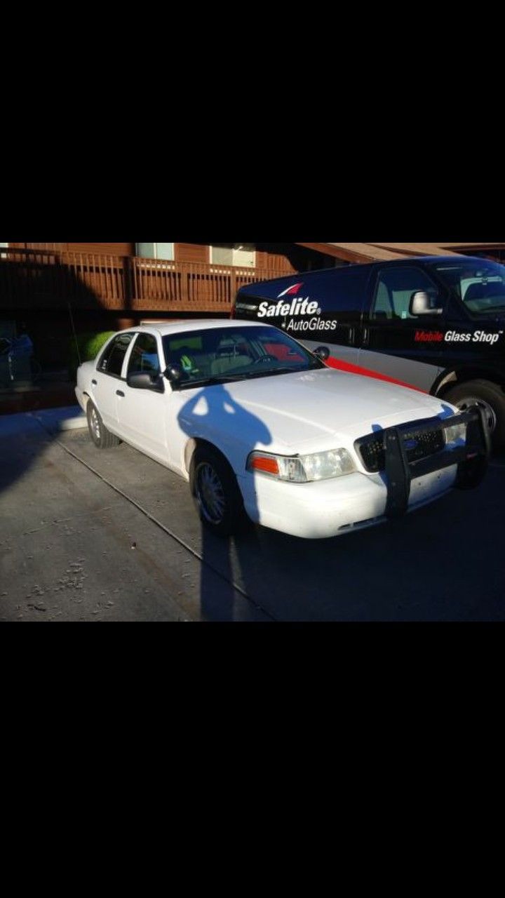 2005 Ford Crown Victoria