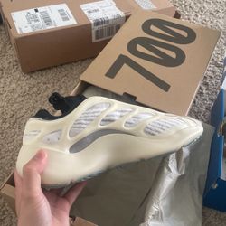 Adidas Yeezy 700 V3 Azael