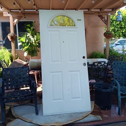 Puerta Frontal 