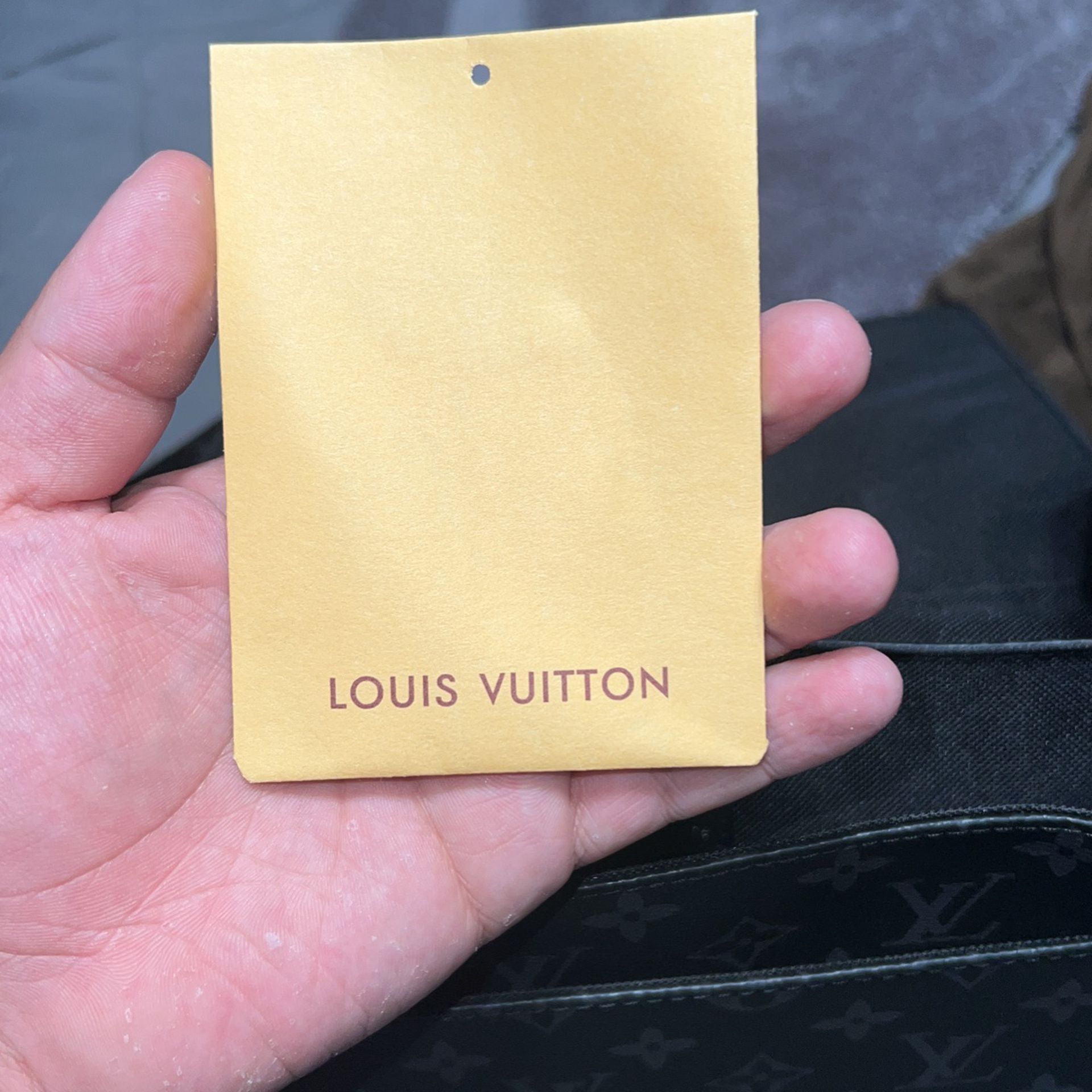 Louis Vuitton Monogram LV Rubber Cruiser Messenger Multicolor for Sale in  Beverly Hills, CA - OfferUp