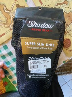 Super Slim Knee Guards Youth Size L