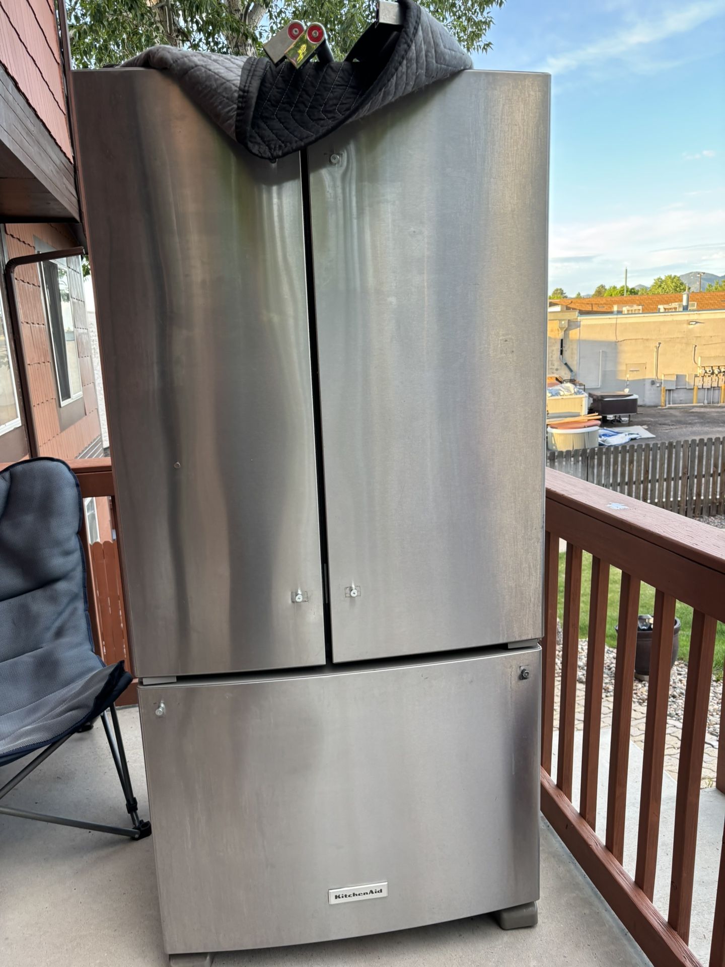 Free Fridge.