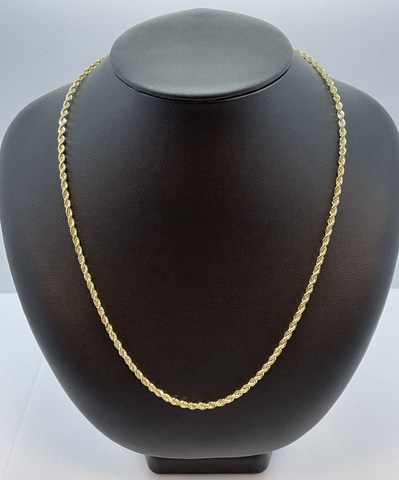 10K Gold Rope Chain. 