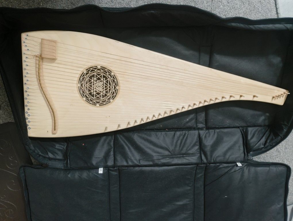 Ganesha Tanpura Lyre String Instrument