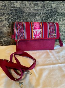 Handcrafted Peruvian Leather and Wool Colorful Patterned Hand Bag