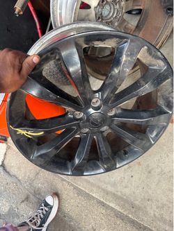 Chrysler 300 rims 19x7.5