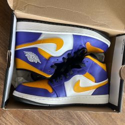 Like New AIR JORDAN 1 MID Purple & Gold 