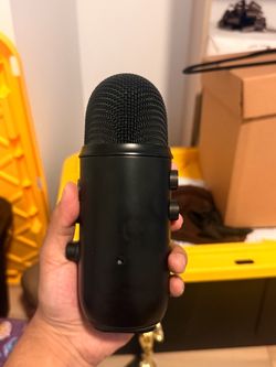 Blue yeti mic Logitech