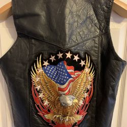 Vintage Black Leather Motorcycle Biker Eagle Vest Size Medium 
