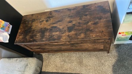 Storage chest