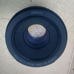 Canon EF 50mm f/1.8 STM lens