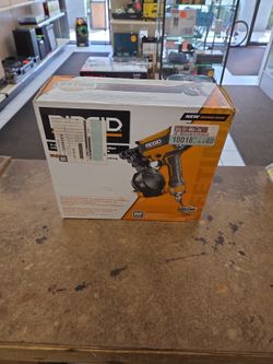Ridgid 15 Degree 1-3/4" Roofing Coil Nailer 