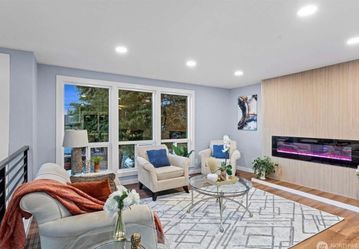 Couch set