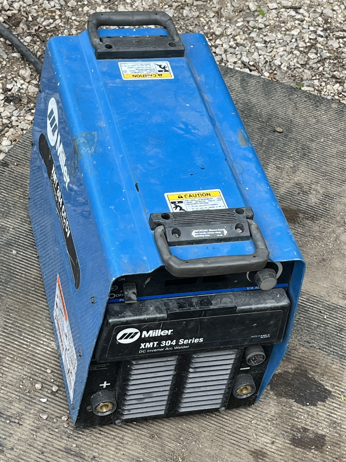 Miller XMT 304 CC/CV DC Inverter Arc Welder Stick Mig Tig