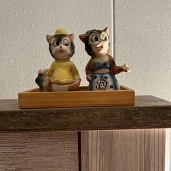 50’s Salt And Pepper Shakers 
