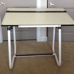 Adjustable Architectural Design Drafting Table