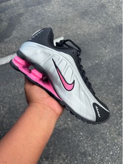 Nike Shox R4