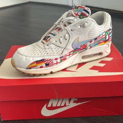 Nike Air Max 90 Internacional 