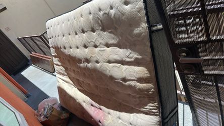 Free queen mattress
