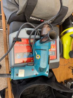Makita Corded Electric Drill and bag