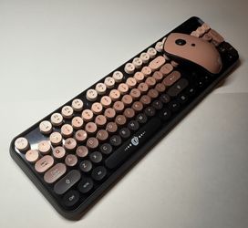 Wireless Keyboard and Mouse Combo - 2.4G Full-Sized Cute Colorful Mouse and Keyboard with 104 Round Keys Retro Typewriter Keyboard for Laptop/Windows/