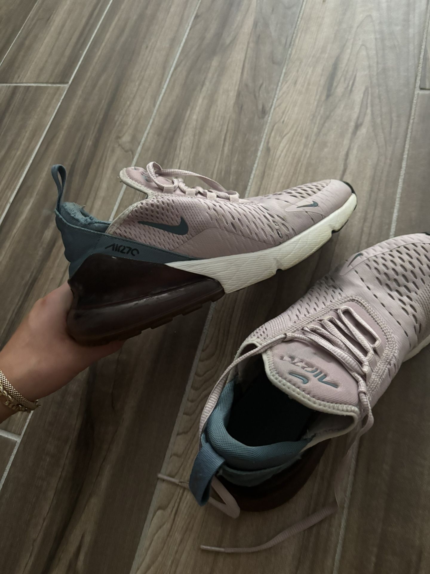 Nike Air Max 270 Size 8