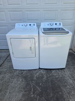Insignia High Efficiency Large Capacity Washer and Dryer Set (Electric)