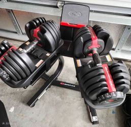 Bowflex SelectTech Adjustable Dumbbells with Stand