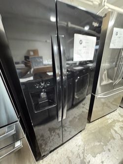 Whirlpool Black Side-by-Side Refrigerator with Ice Maker