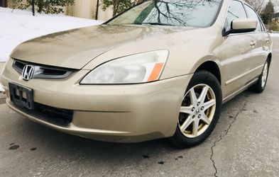 $3900 Firm ‘ 2003 Honda Accord Leather ‘ Heated Seats