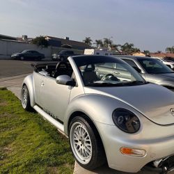 2004 beetle turbo clean title cold ac (stick-shift)no issues has mods