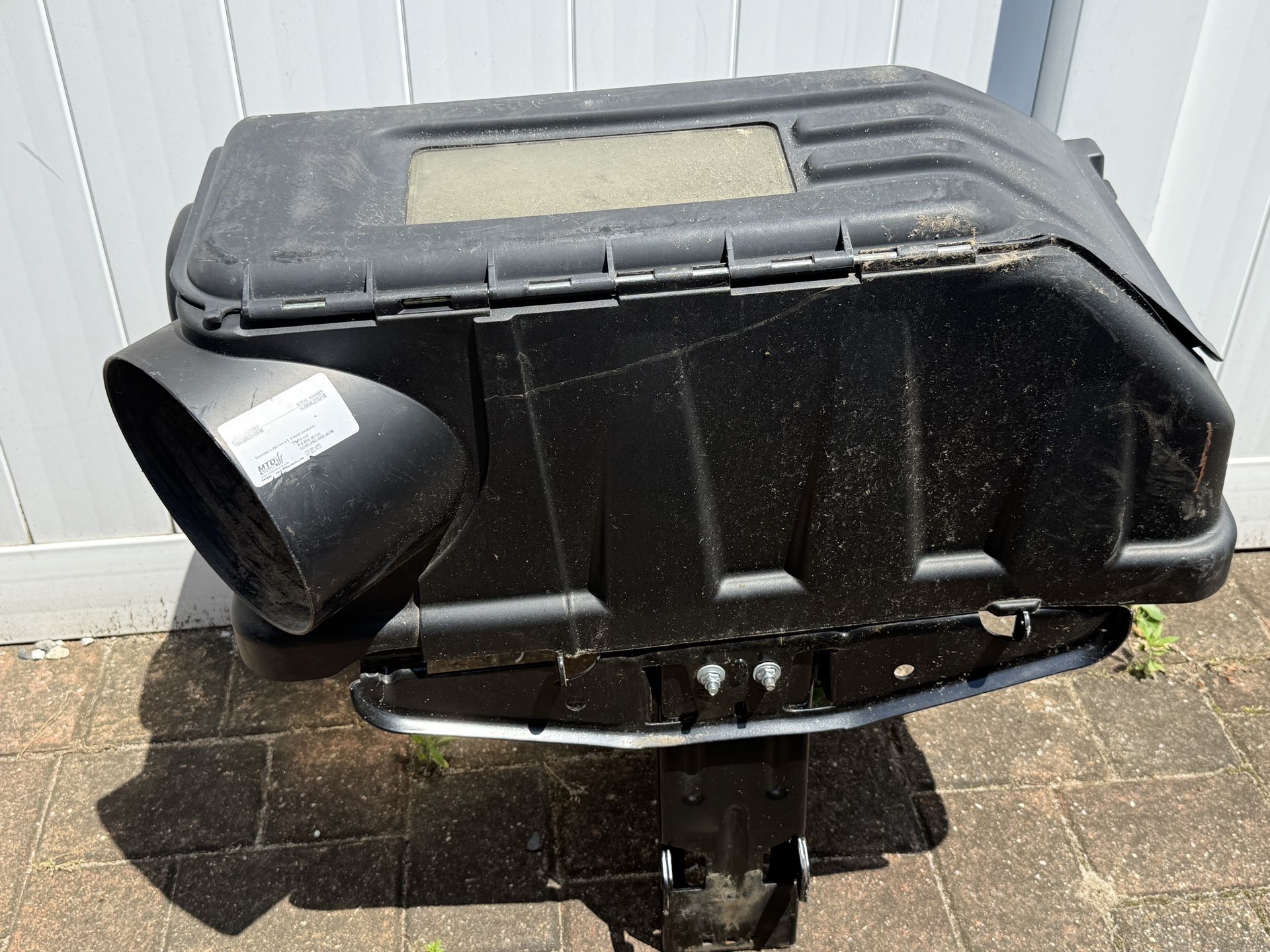 LIKE NEW TWIN REAR BAGGER Fits Most MTD Brands