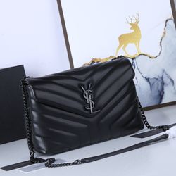 Saint Laurent Medium LouLou Black on Black Medium Shoulder bag
